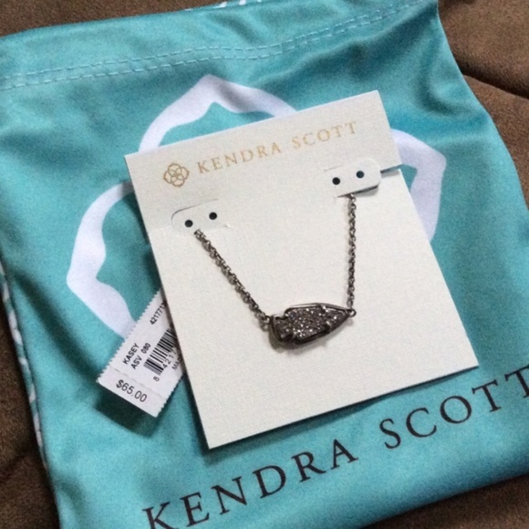 Kendra Scott Jewelry - Kendra Scott Kasey Drusy Necklace ⭐ antique silver
